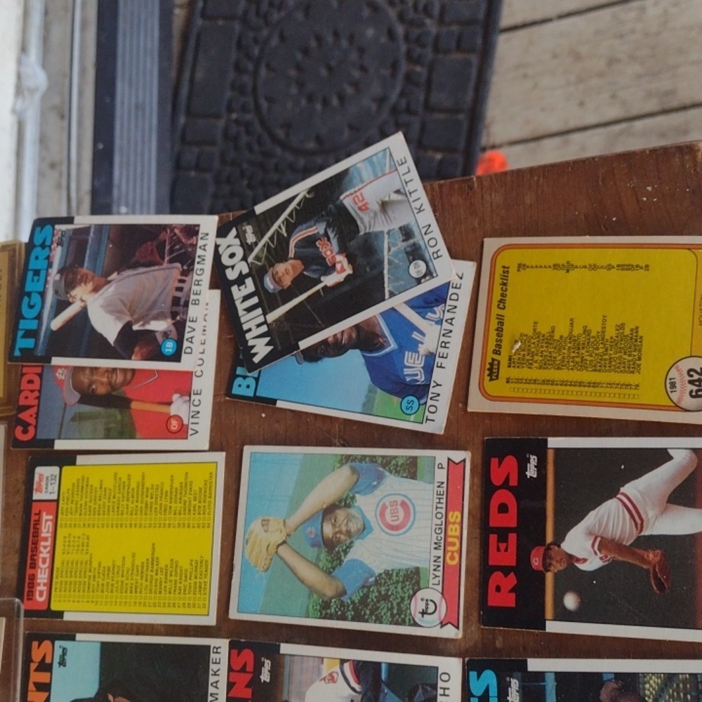 Vintage Baseball Trading Cards Collection - Picture 2 of 7